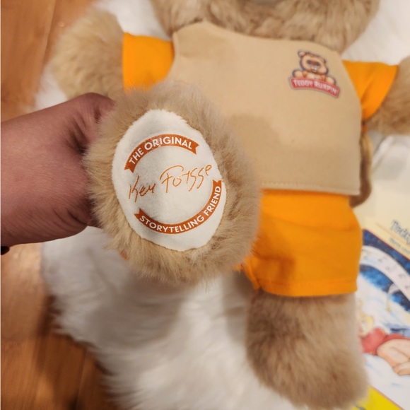 Teddy Ruxpin Plush Bear Taking And Animated Story Telling W/Bluetooth - Picture 2 of 3